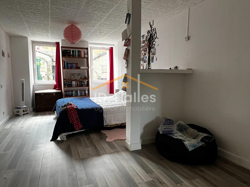 Maison - 96 m² - 4 pièces