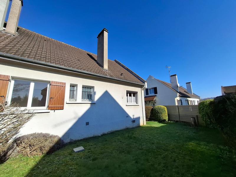 Maison - 110 m² - 6 pièces