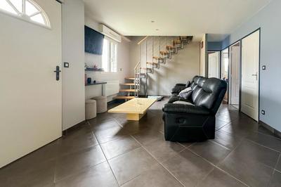 Maison traditionnelle - 132 m² - 5 pièces