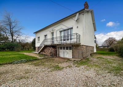 Maison - 95 m² - 5 pièces