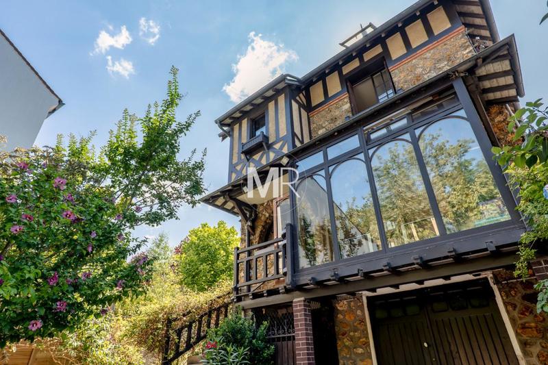 Maison - 103 m² - 5 pièces