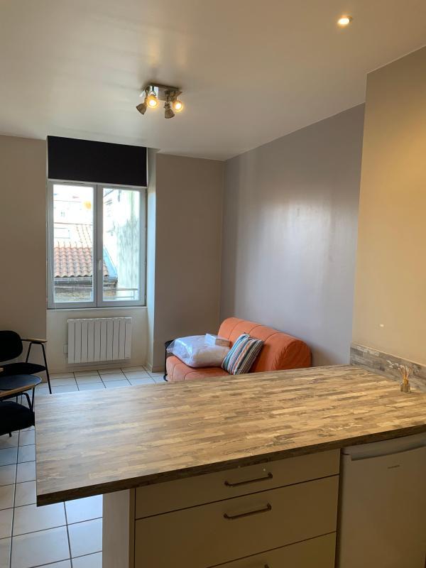 Studio - 23 m² - 1 pièce