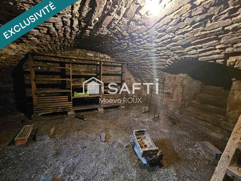 Maison - 233 m² - 6 pièces