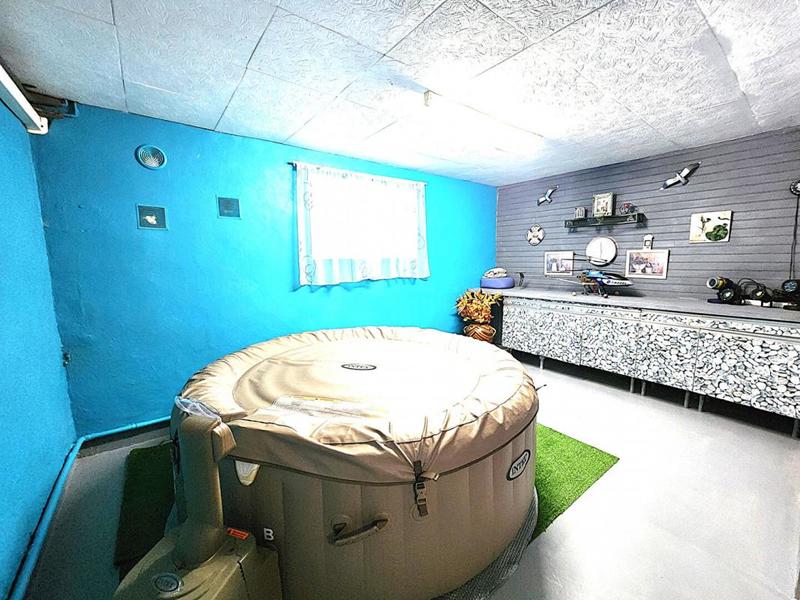 Maison - 230 m² - 6 pièces