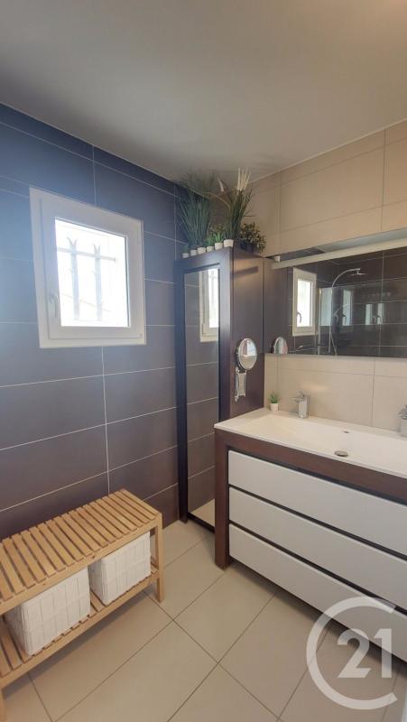 Villa - 154 m² - 6 pièces