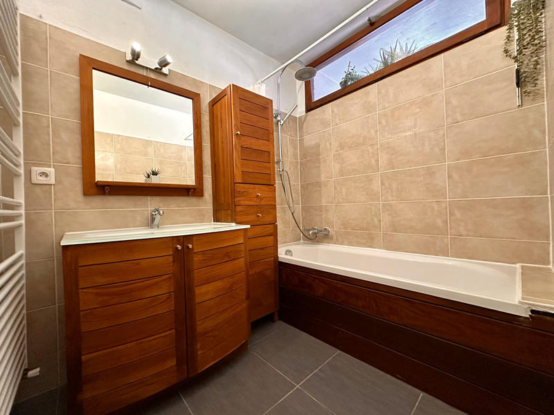 Appartement - 76 m² - 3 pièces