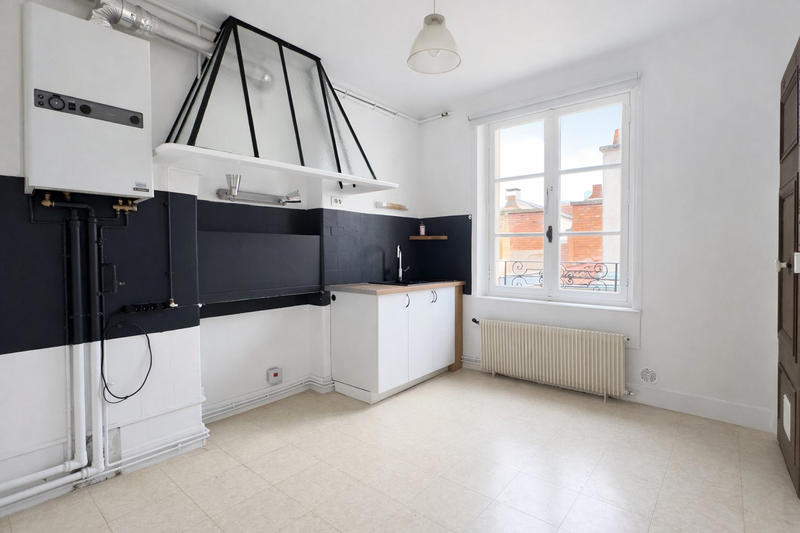 Appartement - 145 m² - 6 pièces