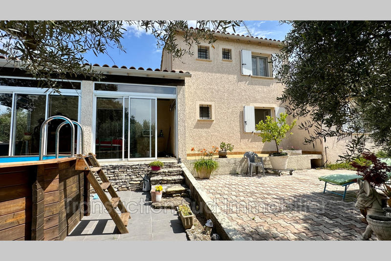 Maison - 121 m² - 8 pièces