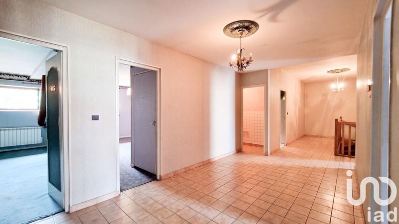 Maison - 256 m² - 9 pièces