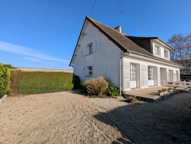 Maison - 105 m² - 5 pièces