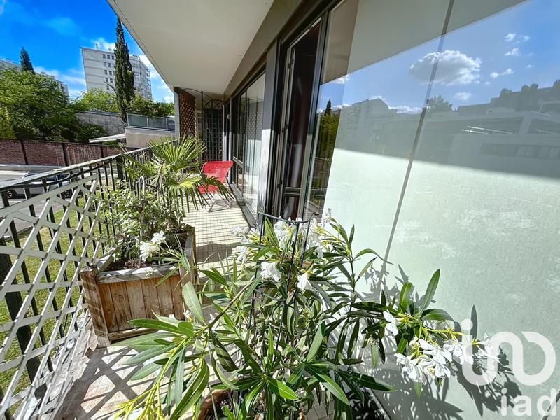 Appartement - 77 m² - 4 pièces