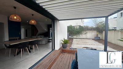 Maison - 112 m² - 4 pièces