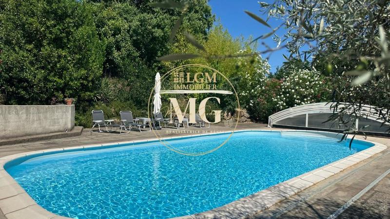 Maison - 184 m² - 5 pièces