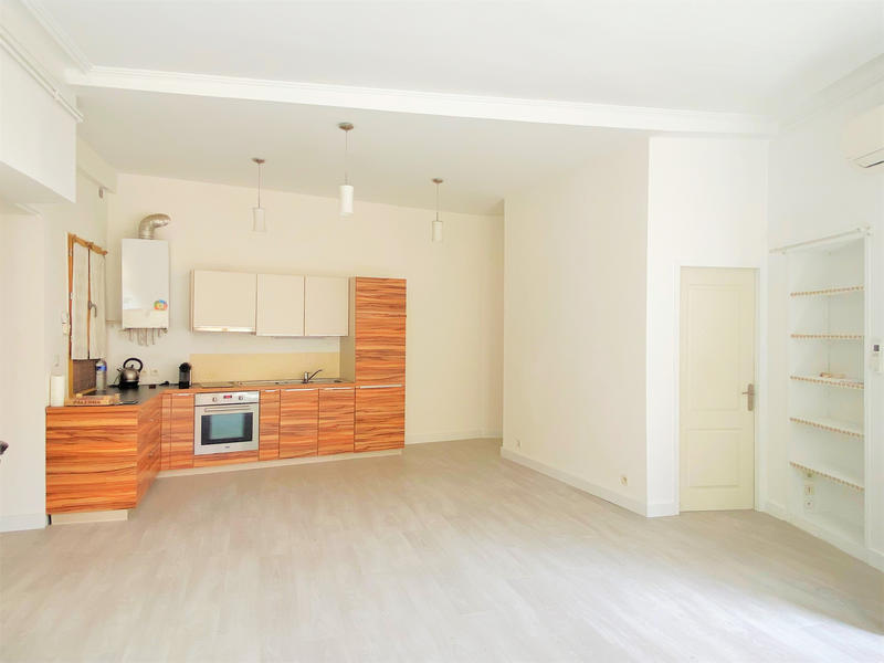 Appartement - 62 m² - 2 pièces