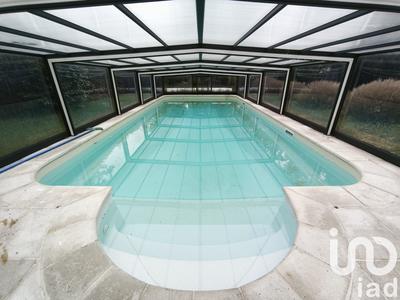 Maison - 214 m² - 6 pièces