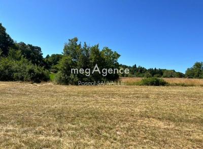 Terrain constructible - 3 221 m²