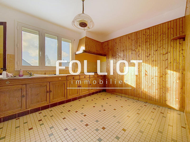 Maison - 151 m² - 8 pièces