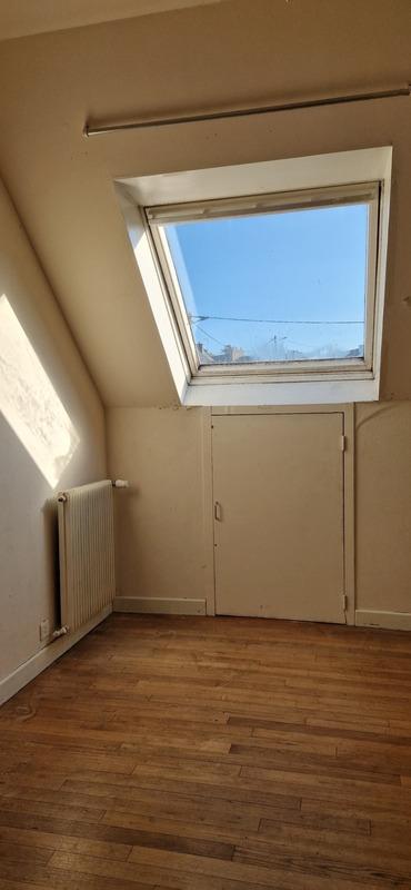 Maison - 96 m² - 6 pièces