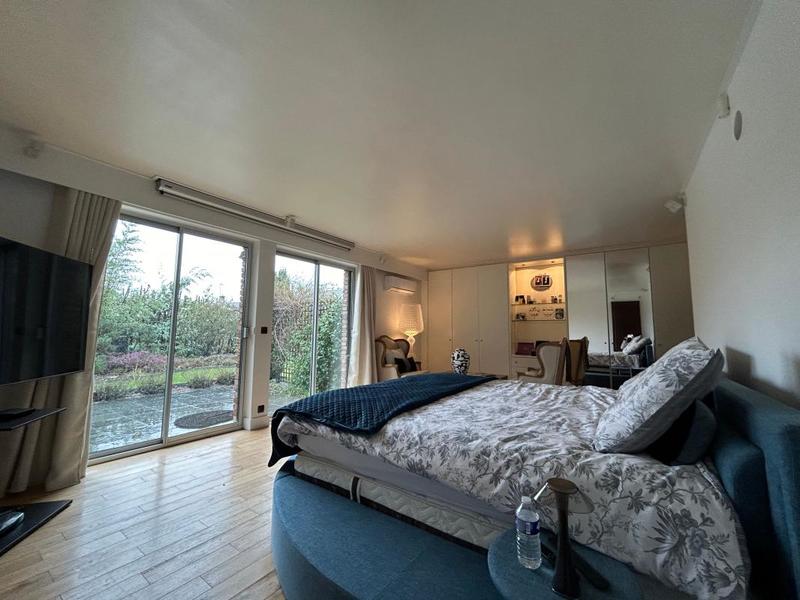 Maison d'architecte - 313 m² - 6 pièces