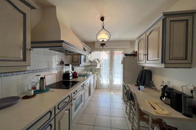 Appartement - 87 m² - 3 pièces