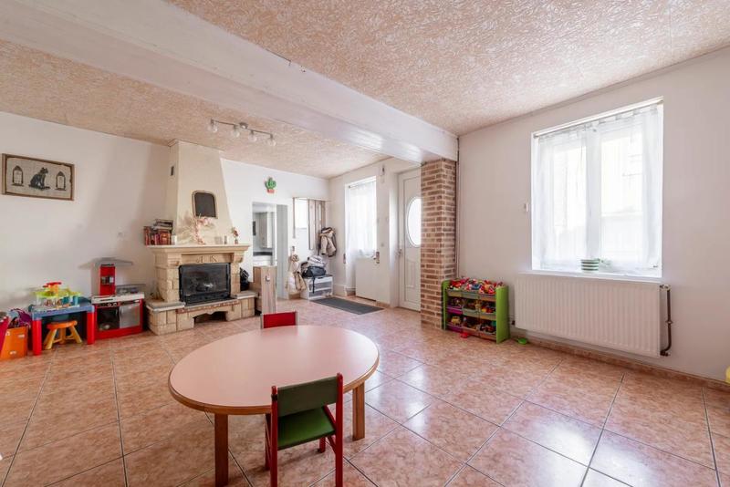 Maison - 308 m² - 11 pièces