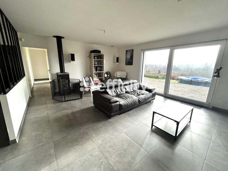 Maison - 137 m² - 5 pièces