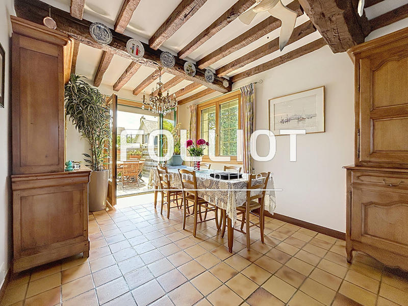 Maison - 170 m² - 7 pièces