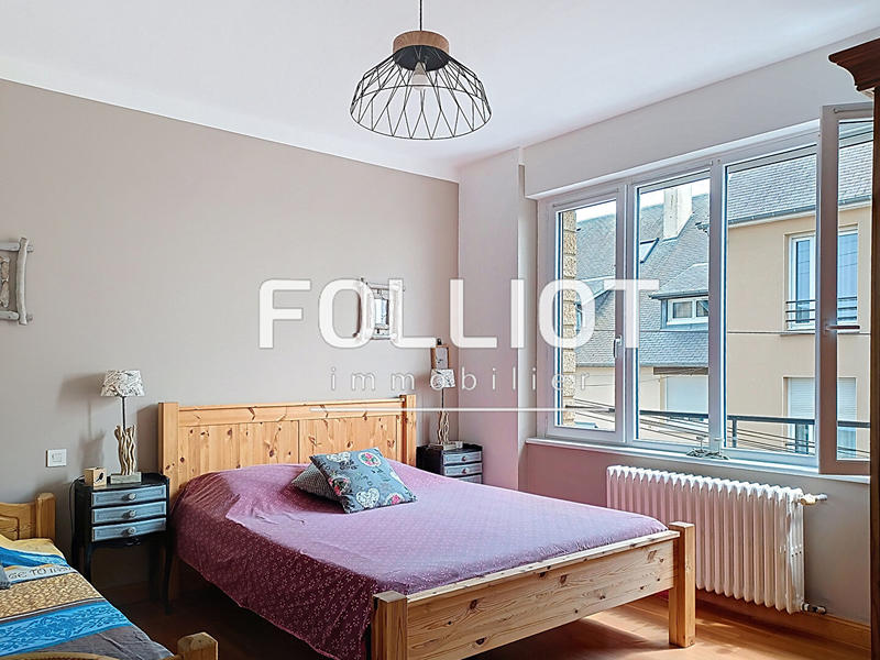 Maison - 159 m² - 8 pièces