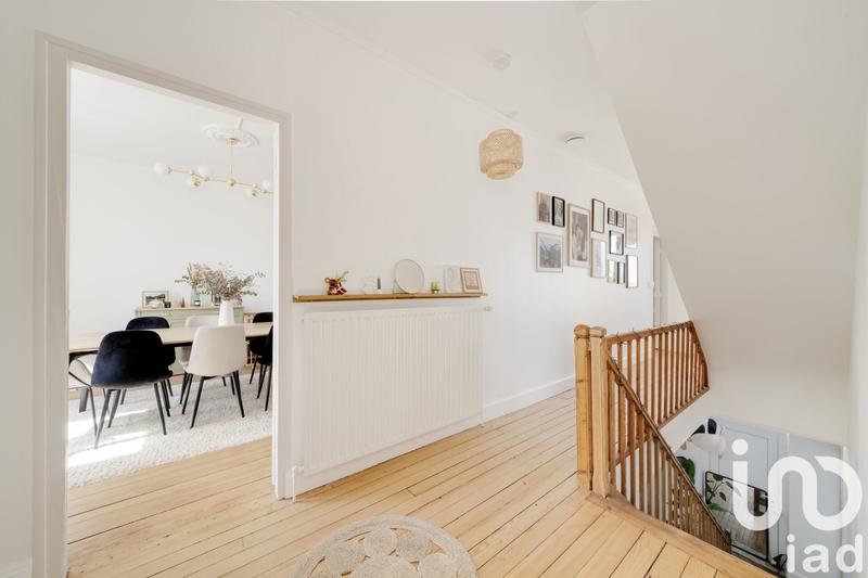 Maison - 209 m² - 7 pièces