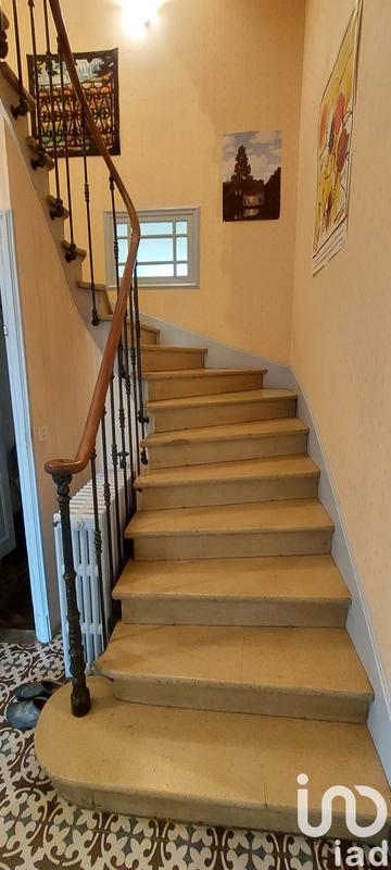 Maison - 177 m² - 7 pièces