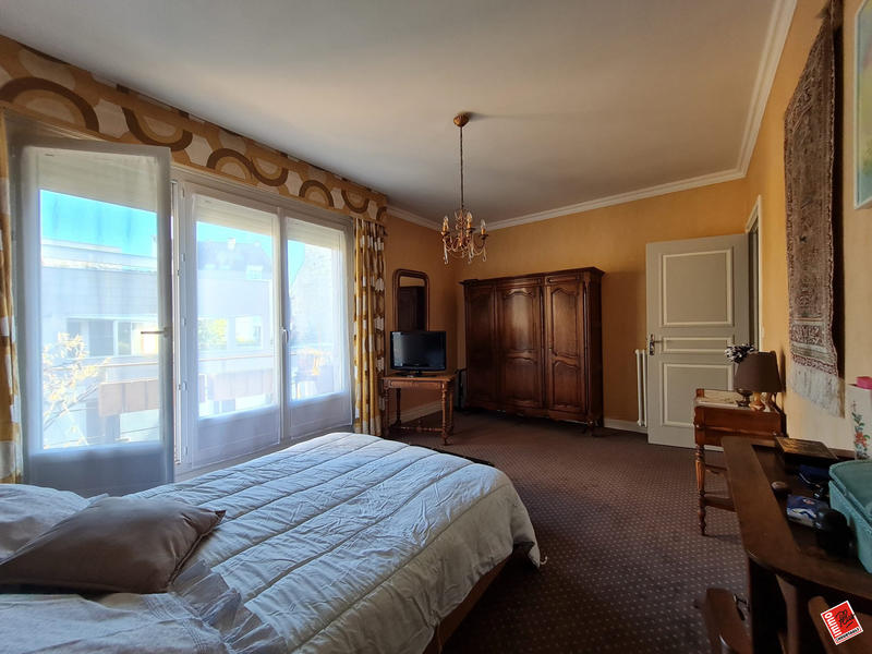 Appartement - 120 m² - 5 pièces