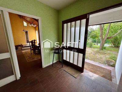 Maison - 250 m² - 8 pièces