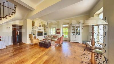 Maison - 170 m² - 6 pièces