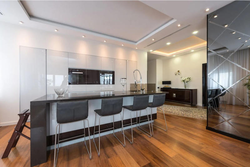 Appartement - 105 m² - 4 pièces