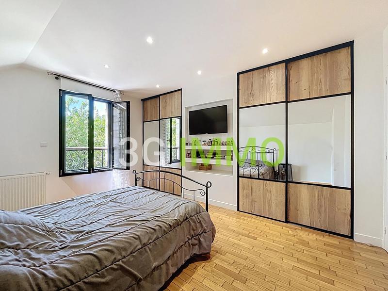 Maison traditionnelle - 131 m² - 5 pièces