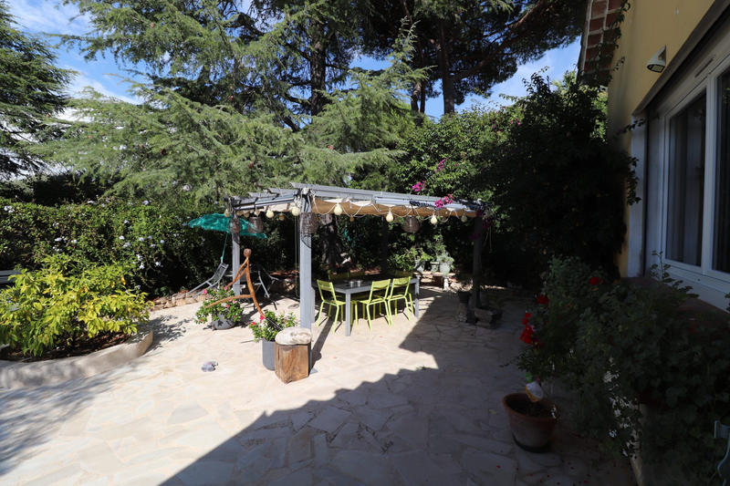 Villa - 195 m² - 7 pièces