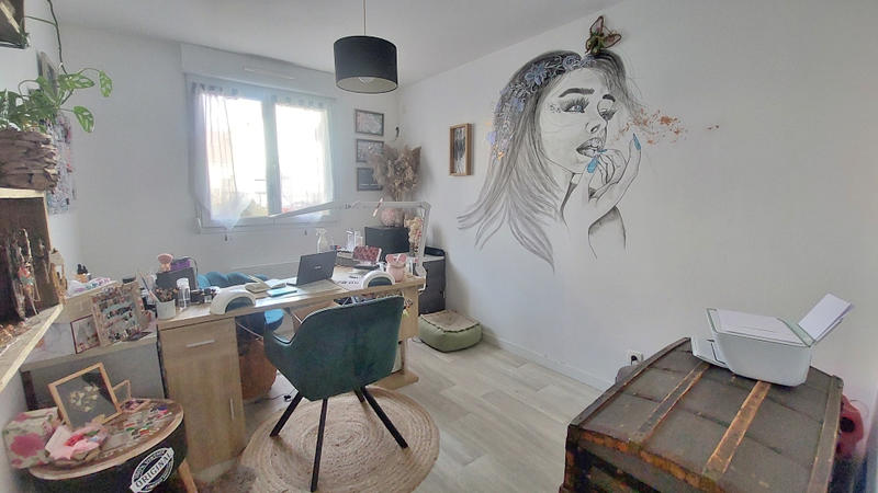 Maison - 121 m² - 11 pièces