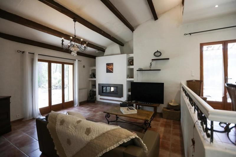 Villa - 182 m² - 6 pièces