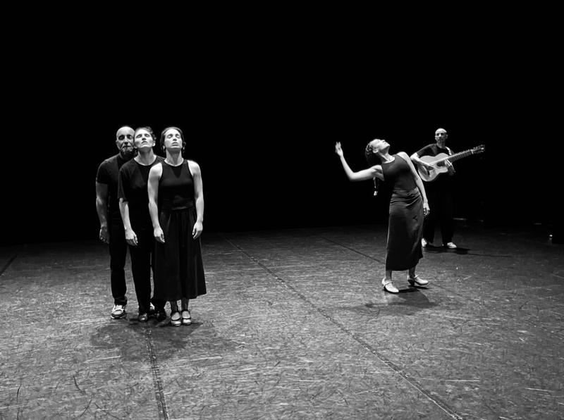 Ana Pérez Stabat Mater, les voix du corps