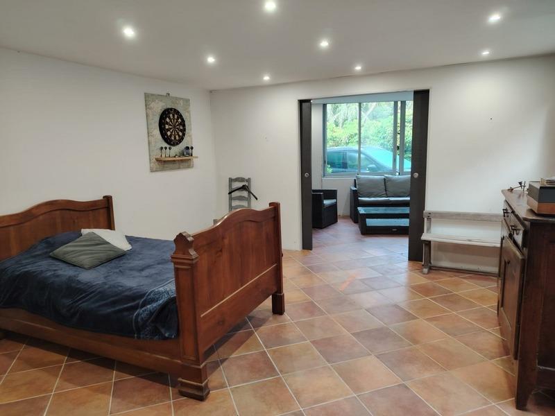 Maison - 182 m² - 7 pièces