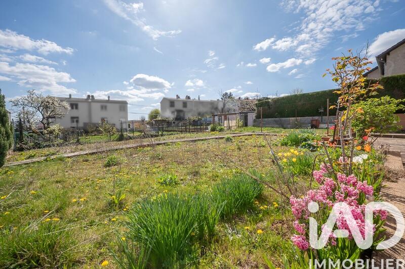 Maison - 105 m² - 5 pièces