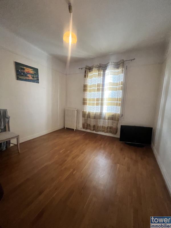 Maison - 199 m² - 10 pièces