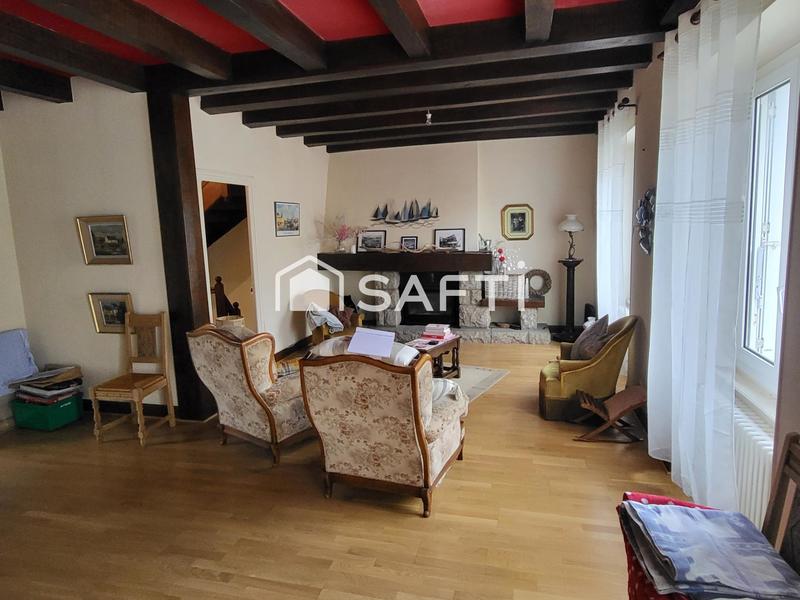 Maison - 190 m² - 8 pièces