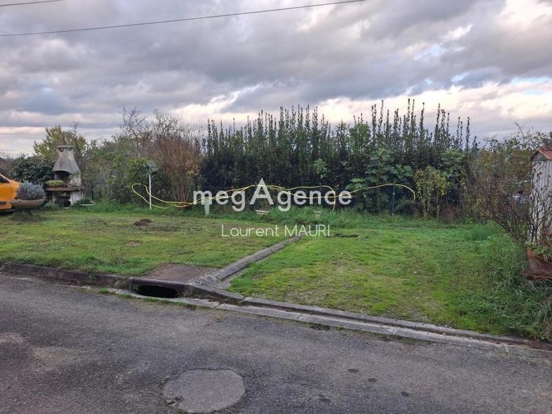 Terrain constructible - 1 227 m²