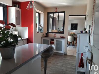 Maison - 99 m² - 4 pièces
