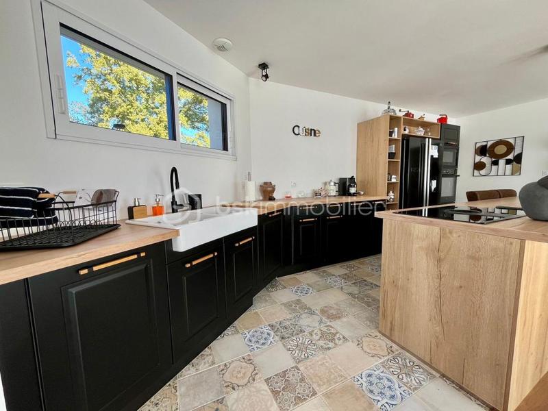 Maison - 103 m² - 4 pièces