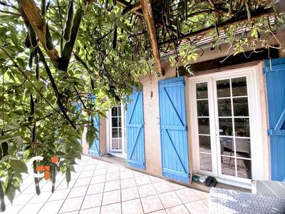 Maison - 104 m² - 4 pièces