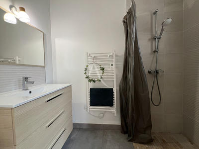 Maison - 94 m² - 5 pièces