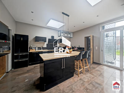 Maison - 105 m² - 4 pièces