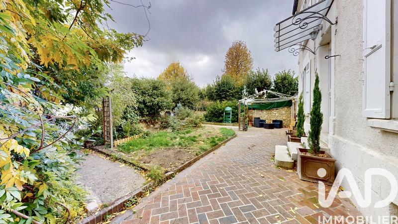 Maison - 135 m² - 6 pièces